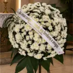 Coroa Fúnebre Calabria branca